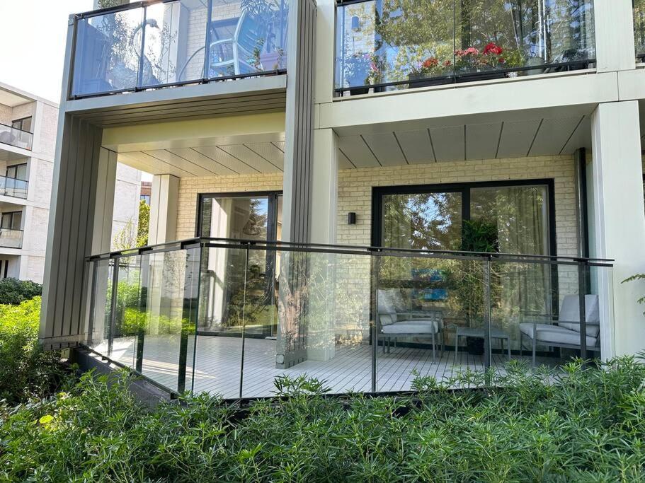 Vick'S House With Parking And Ev Chrgr Apartment Uxbridge Exterior photo